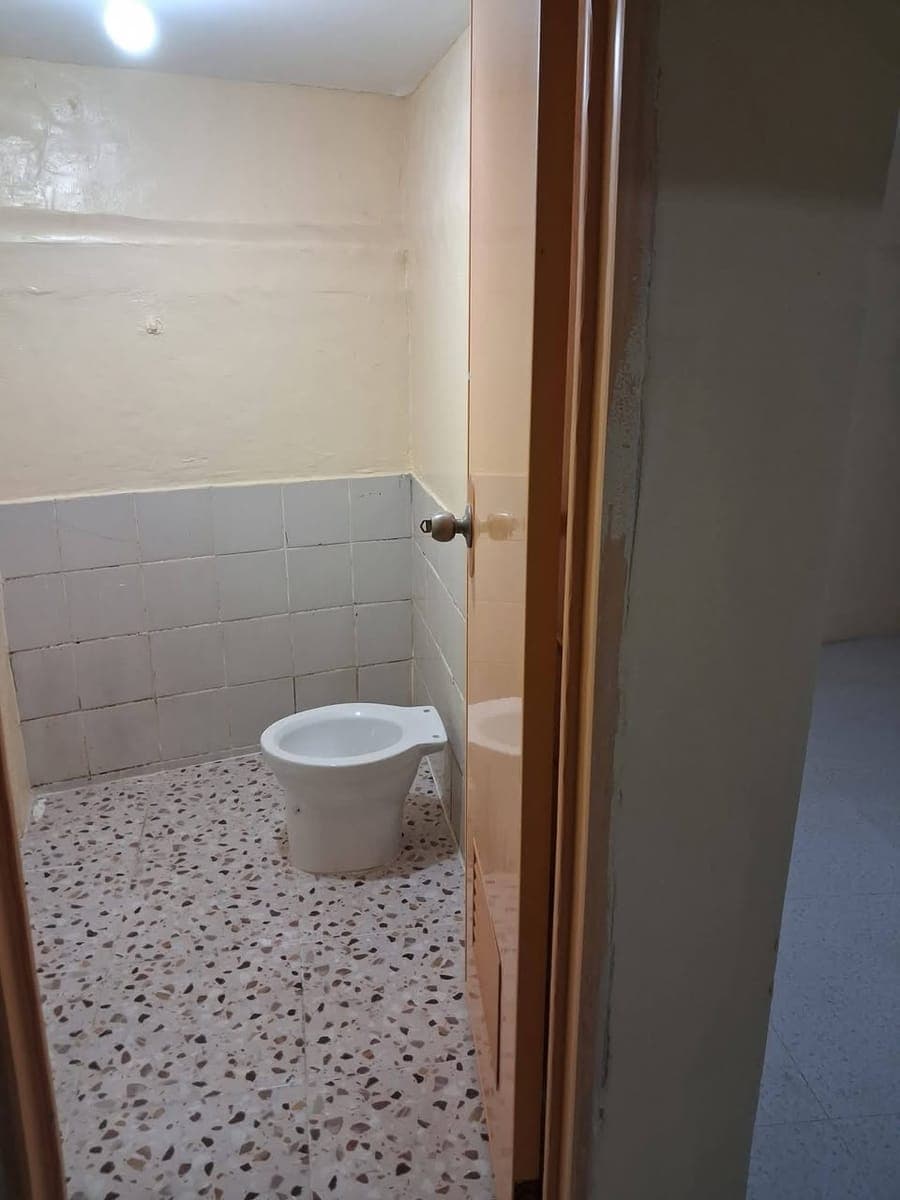 Studio type with mezzanine for rent. - photo 3