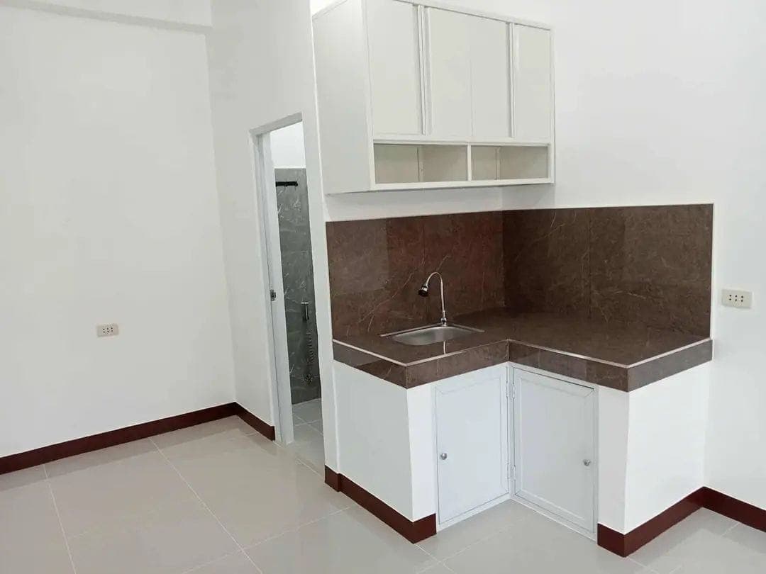 Available Studio Unit for rent - photo 1