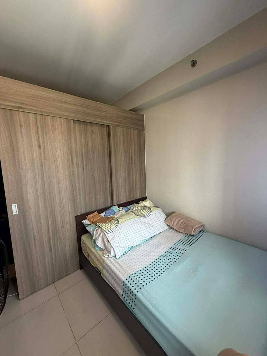 ✨ FOR LEASE | Elegant 1-Bedroom Residence with Balcony ✨ - photo 1
