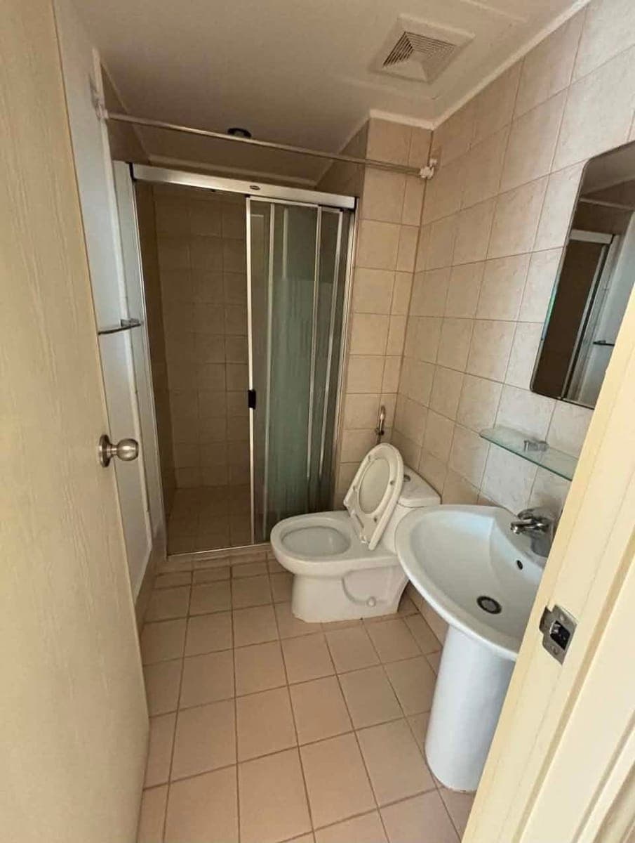 𝗙𝗢𝗥 𝗥𝗘𝗡𝗧: Soho Central Greenfield District Mandaluyong - photo 5