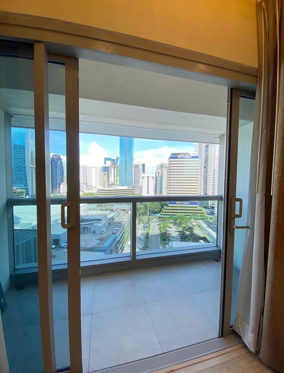 FOR LEASE! - photo 2