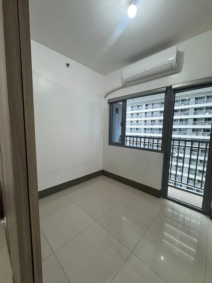 1Bedroom Bare Unit with balcony 🥳 - photo 1
