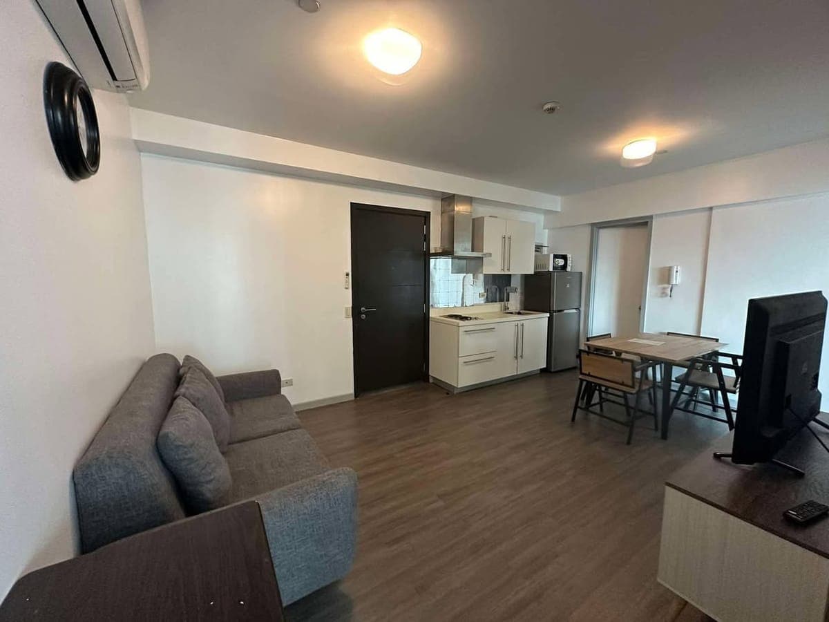 📍 CONDO UNIT FOR LEASE - photo 4
