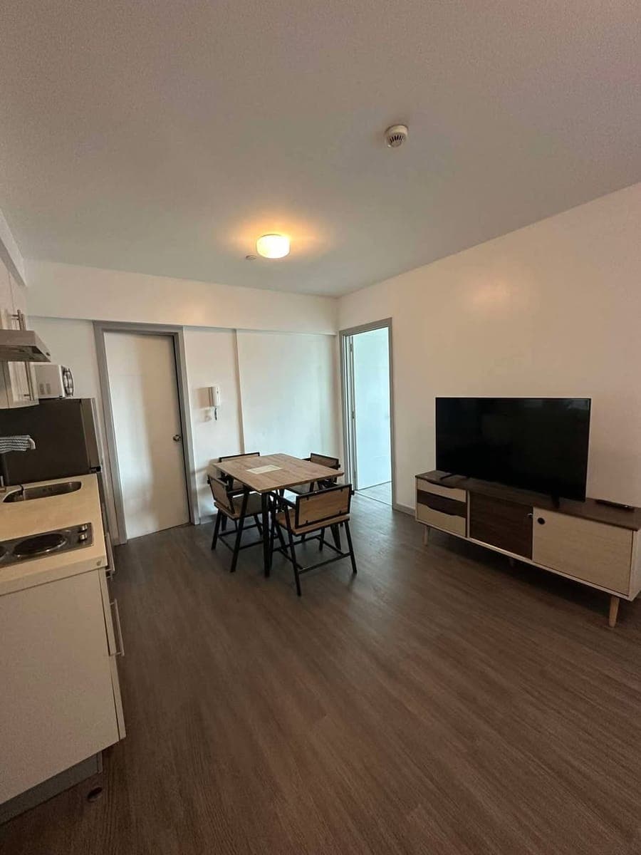 📍 CONDO UNIT FOR LEASE - photo 5