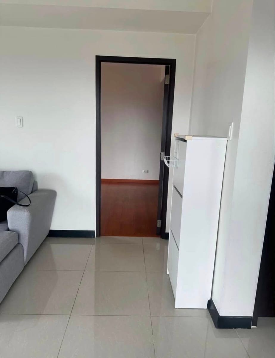FOR RENT: 1- Bedroom Near Mrt Boni 26K Monthly - photo 3