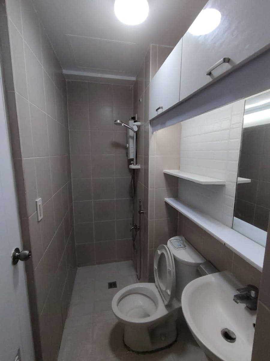 Condo Unit For Rent 2 Bedroom 30sqm Bare For Only 20k located at Suntrust Treetop Villas - photo 3