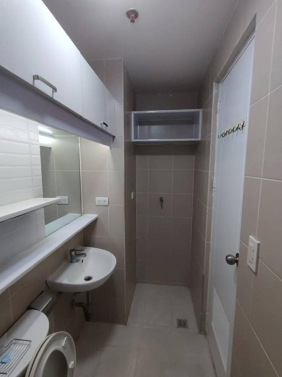 Condo Unit For Rent 2 Bedroom 30sqm Bare For Only 20k located at Suntrust Treetop Villas - photo 5
