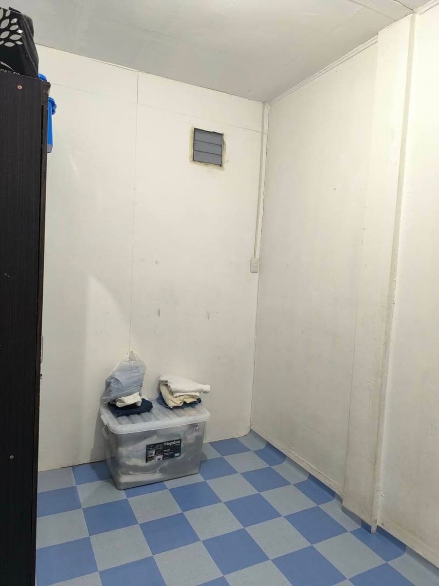 ROOM 2 - photo 3