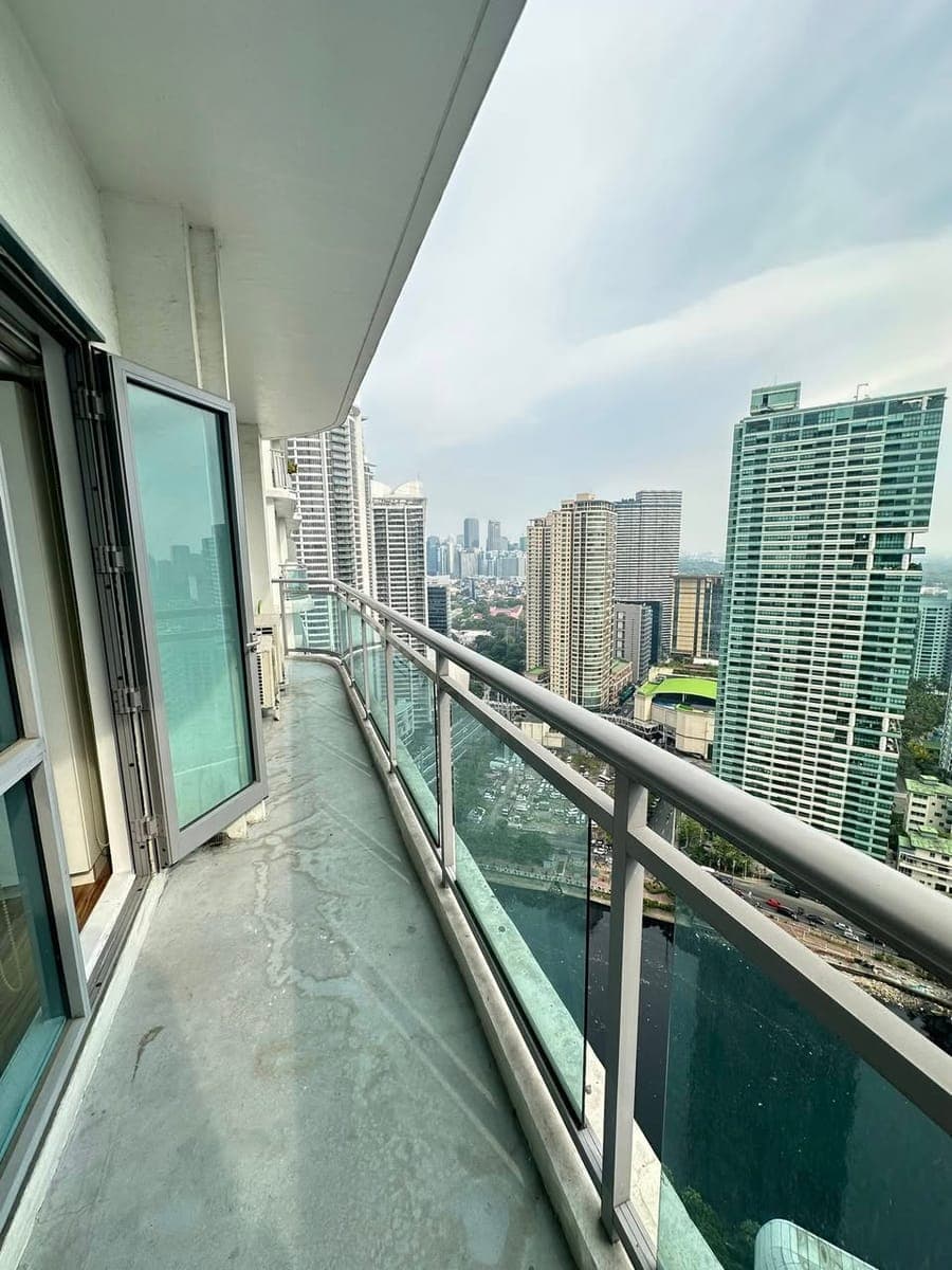 📍 CONDO UNIT FOR LEASE - photo 3