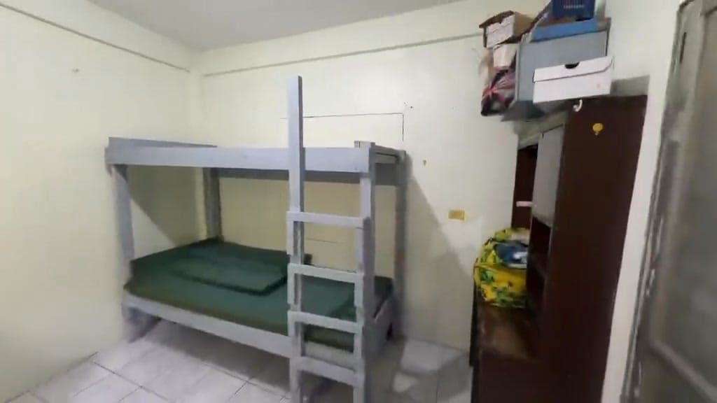 Bed space (two double deck(4beds)) - photo 2