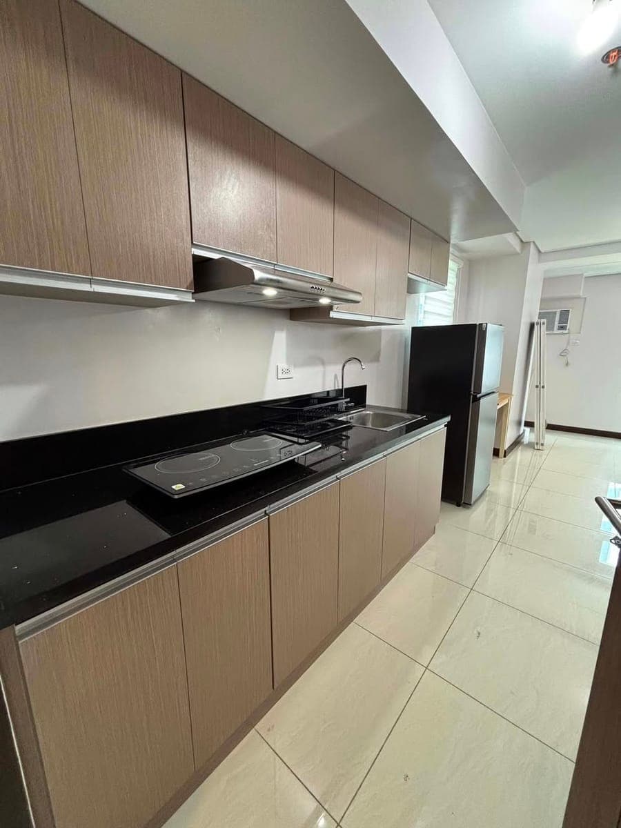 FOR RENT— STUDIO UNIT PETS ARE ALLOWED - photo 4