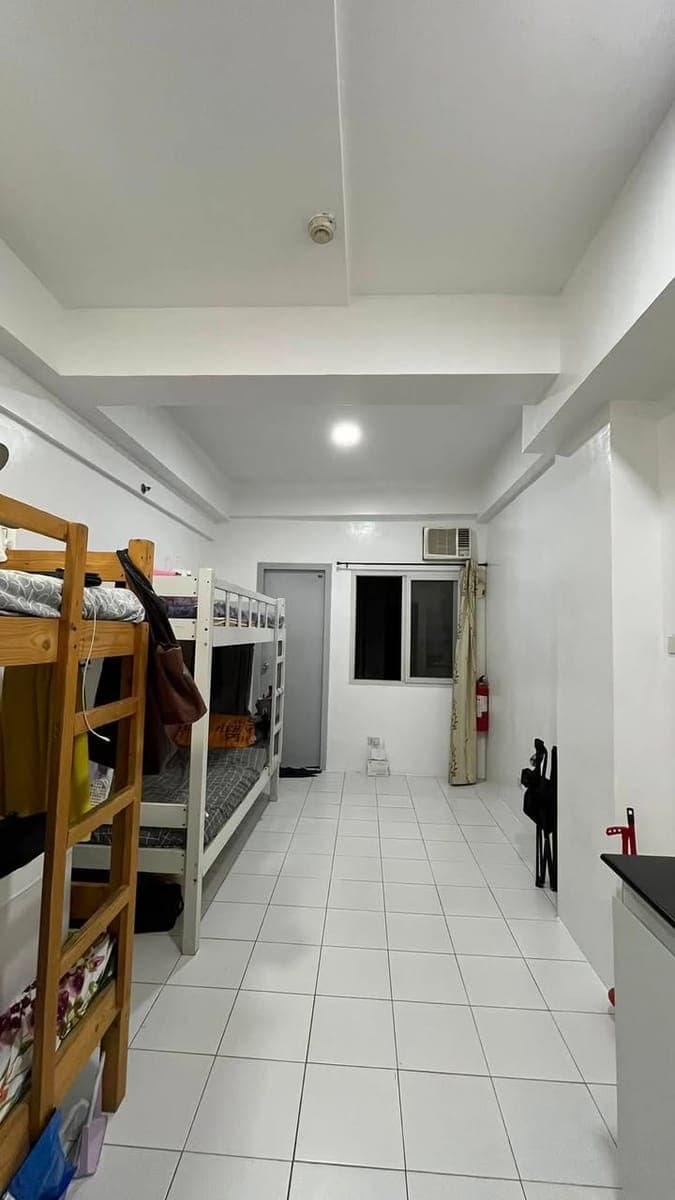 SHARED SPACE FOR RENT - photo 2