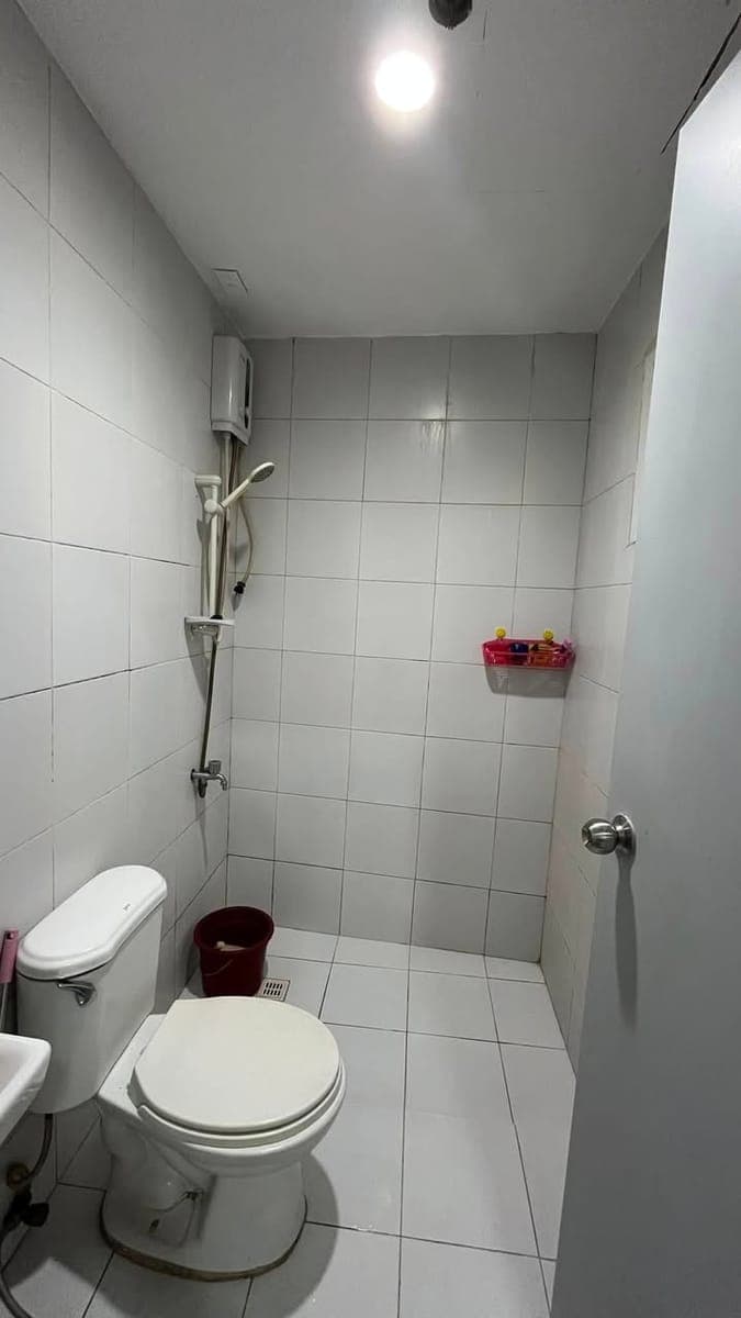 SHARED SPACE FOR RENT - photo 3