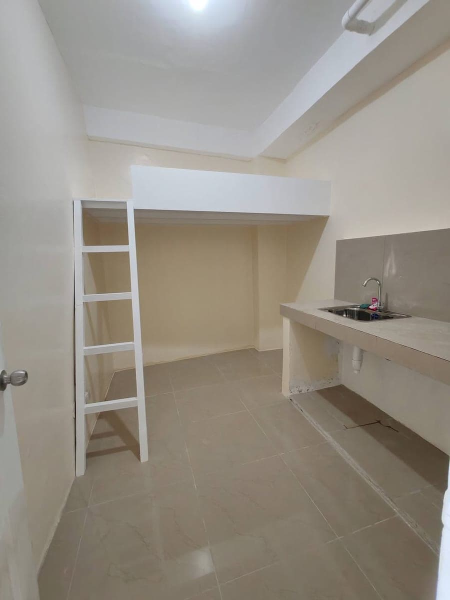 ROOM FOR RENT: BRGY. . POBLACION MANDALUYONG - photo 2