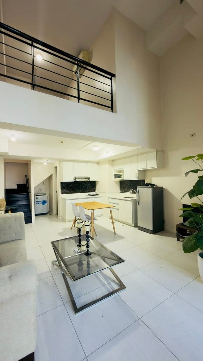 1 BEDROOM LOFT FOR RENT! - photo 3