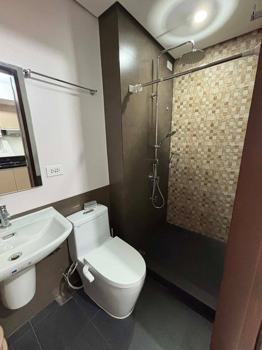 STUDIO PETS ARE ALLOWED FOR RENT NEAR MRT BONI - photo 3