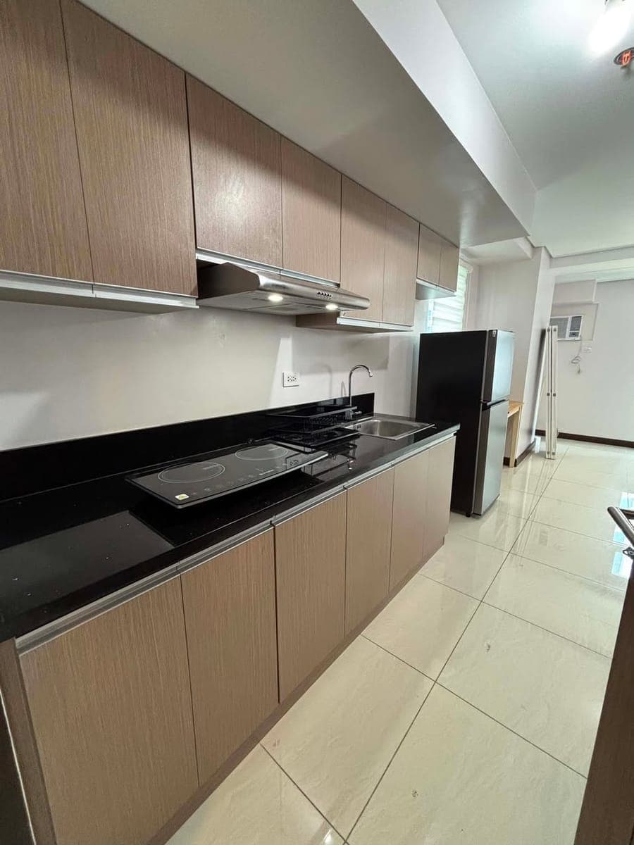 STUDIO PETS ARE ALLOWED FOR RENT NEAR MRT BONI - photo 2