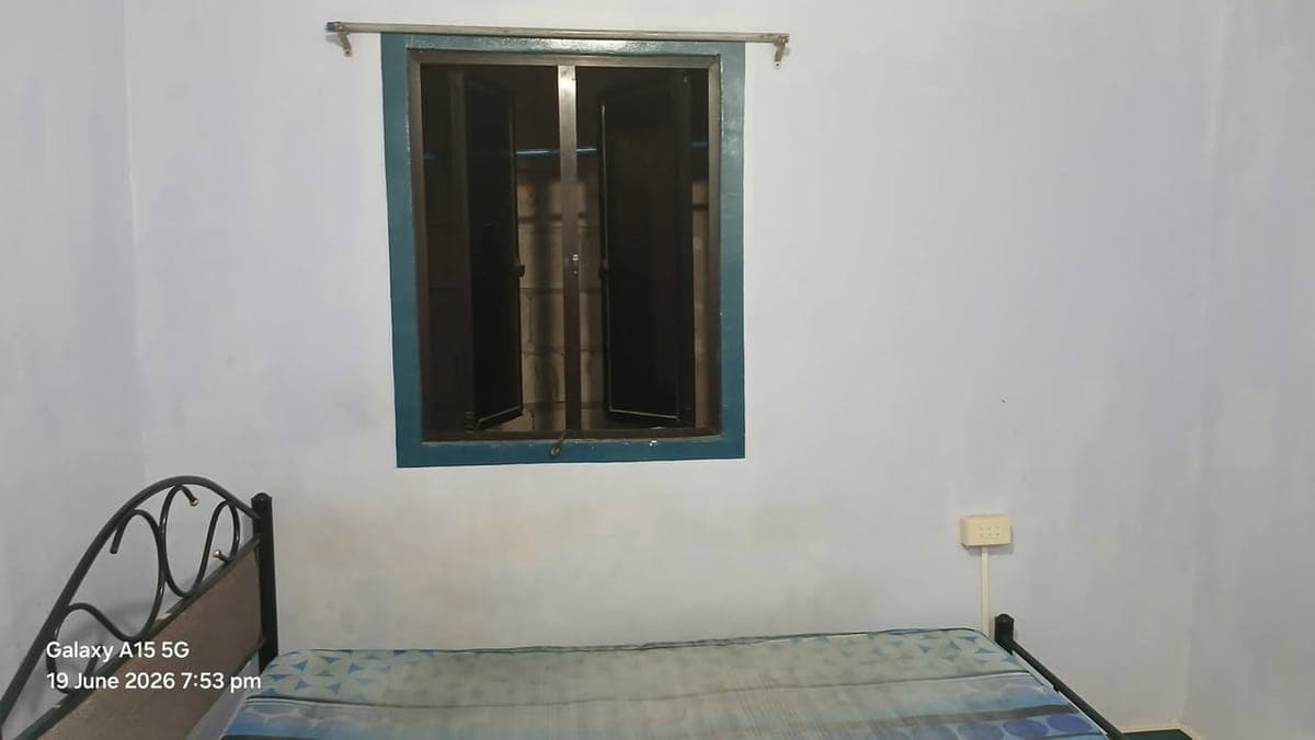 "Room for Rent" - photo 1