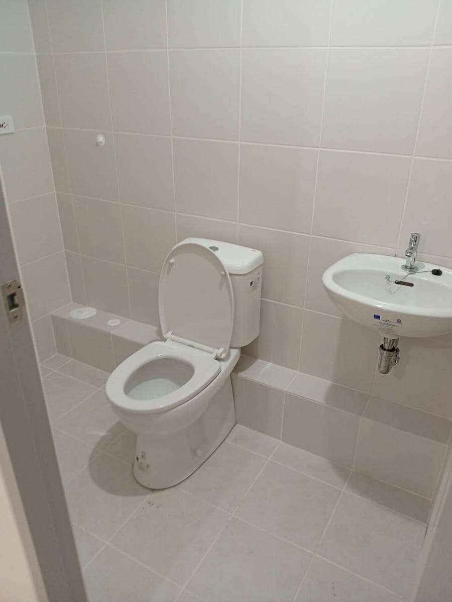 ,✅ Room for Rent   Good for 5 persons  ❤️ ( 2 ) bedroom, floor area is 33.28 Sqm. , noted bagong uni... - photo 5