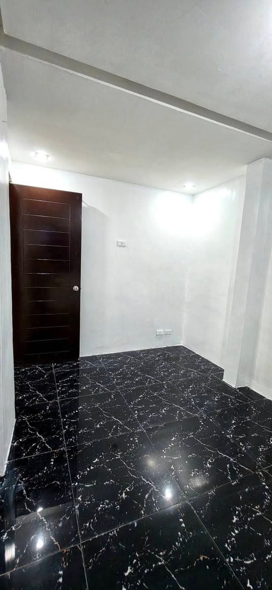 For rent: Residential area in San Juan/Greenhills - photo 2