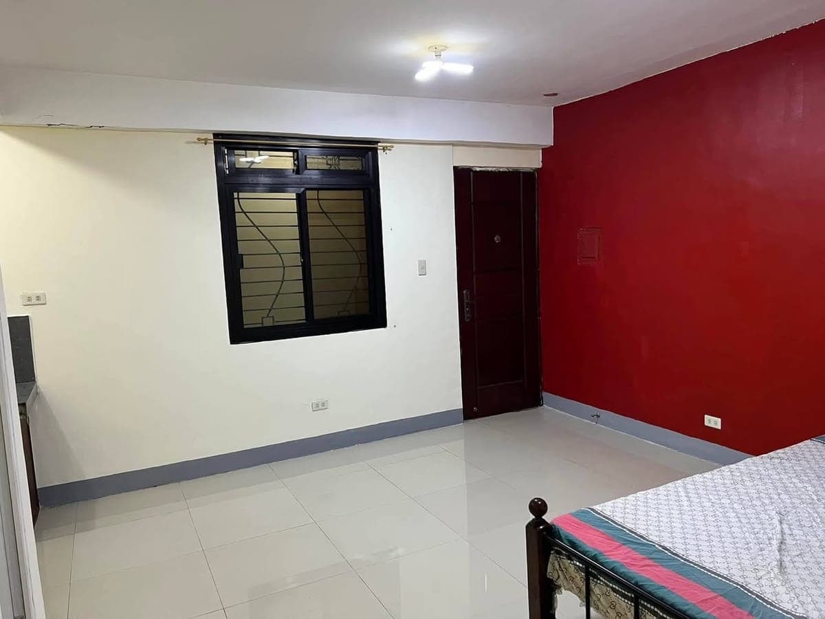 STUDIO TYPE FOR RENT (1 studio type room available ONLY)😊 - photo 4
