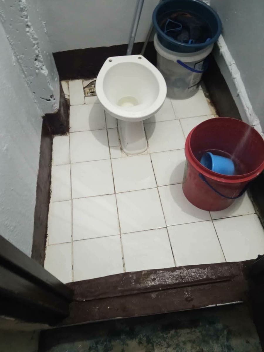 ROOM FOR RENT - photo 1