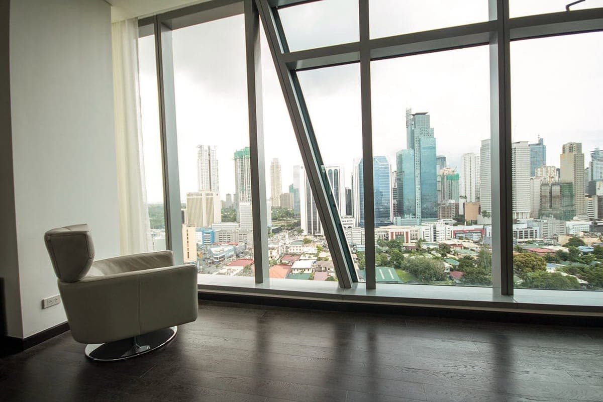 📍 CONDO UNIT FOR LEASE - photo 2