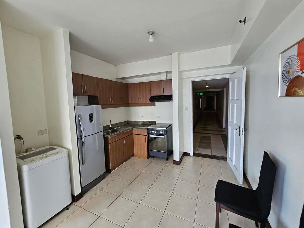 ‼️ FOR RENT!!! 2 Bedroom Corner Unit at Hibiscus Tower of Tivoli Garden Residences 🍀 - photo 3
