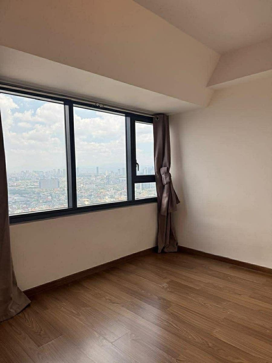 📍 CONDO UNIT FOR LEASE - photo 3