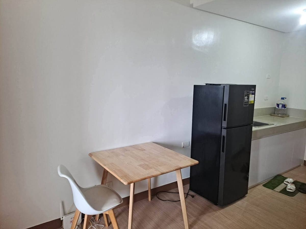 RUSH FOR RENT: 12K inclusive assoc dues - photo 1