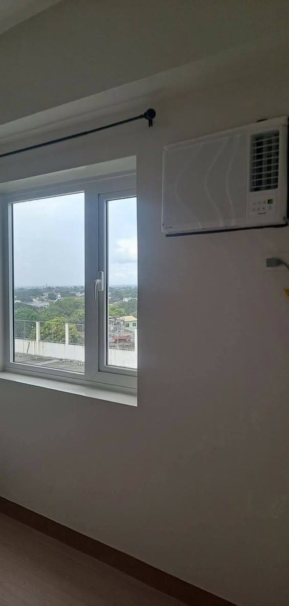 RUSH FOR RENT: 12K inclusive assoc dues - photo 4
