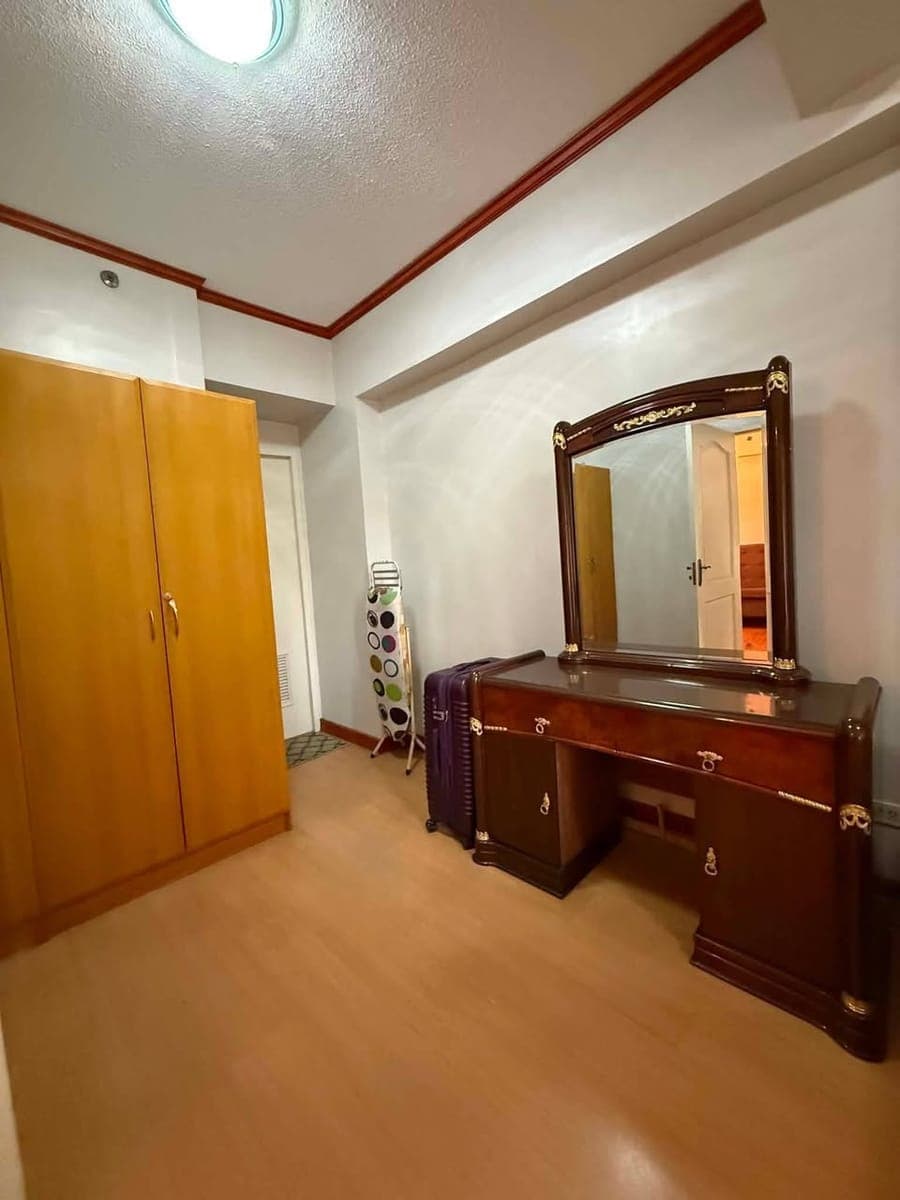 Forbeswood hights 2 bedroom unit near high street - photo 3