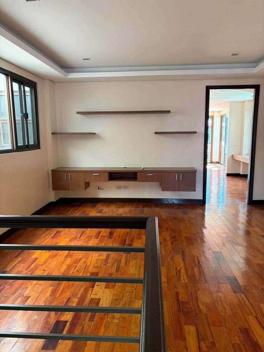 House For Lease - photo 4