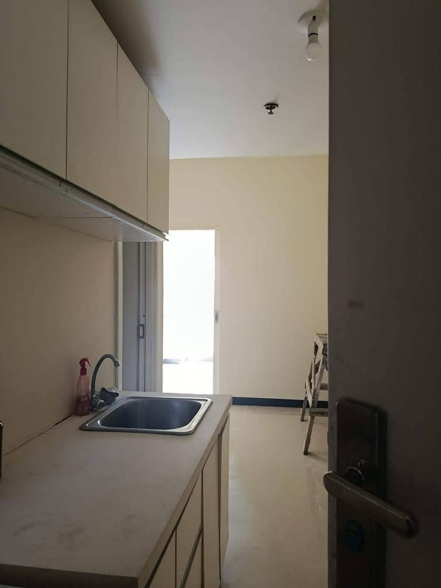 CONDO FOR RENT - photo 1