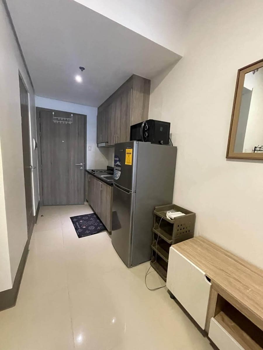 FOR RENT – 1 Bedroom Condo with Balcony�📍 Fame Residences, Tower 2 Mandaluyong City - photo 3