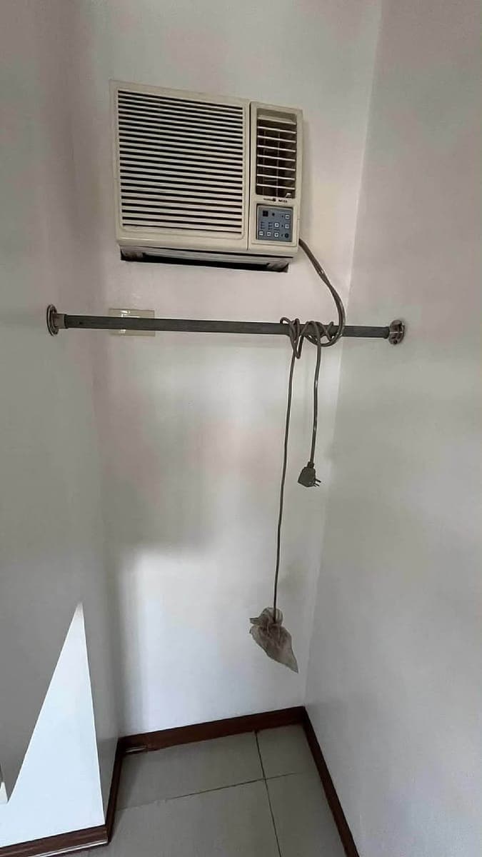 🏡 FOR RENT – 4th Floor Unit | Tanglaw Street, Mandaluyong City - photo 1