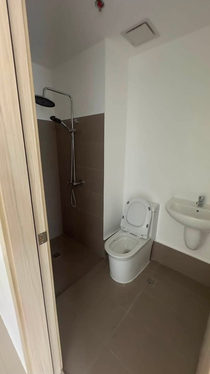 REOPEN UNIT ‼️NEAR  MAKATI/CBD‼️ - photo 5