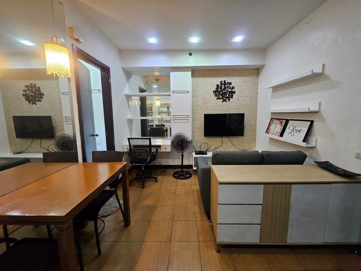 FOR RENT Condo: Pioneer Woodlands - photo 2
