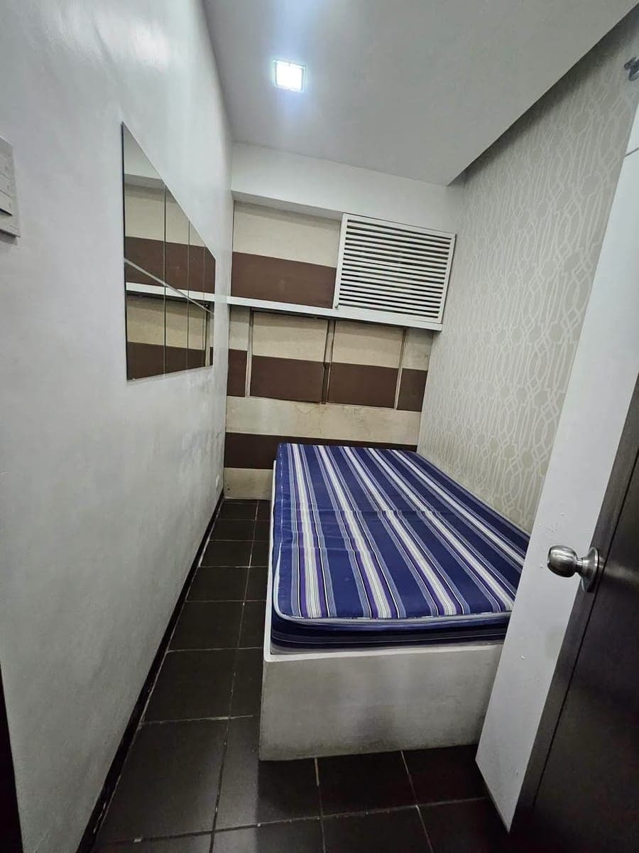 FOR RENT Condo: Pioneer Woodlands - photo 4