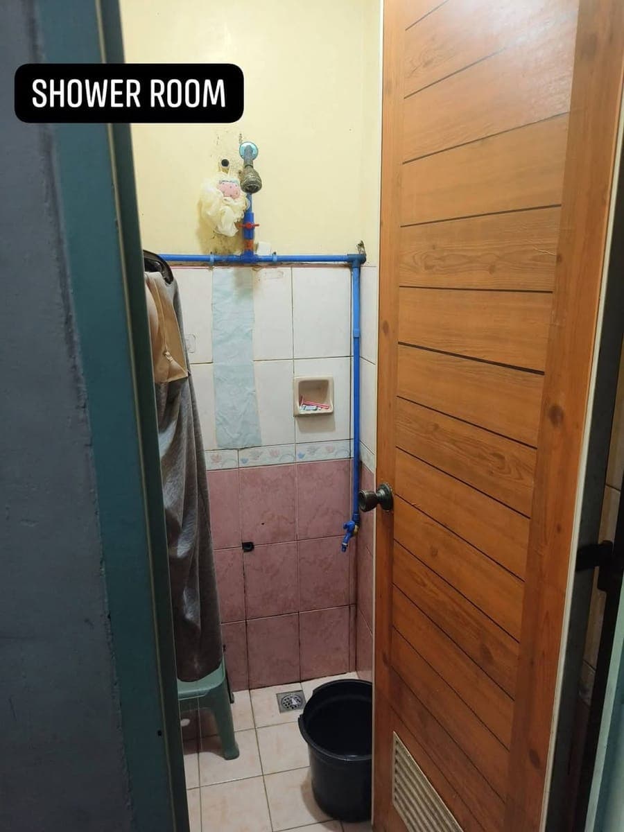 2 Female Bed Space Available upper Bed 2,600 only Electricity and Water Included. may foam and Pillo... - photo 1