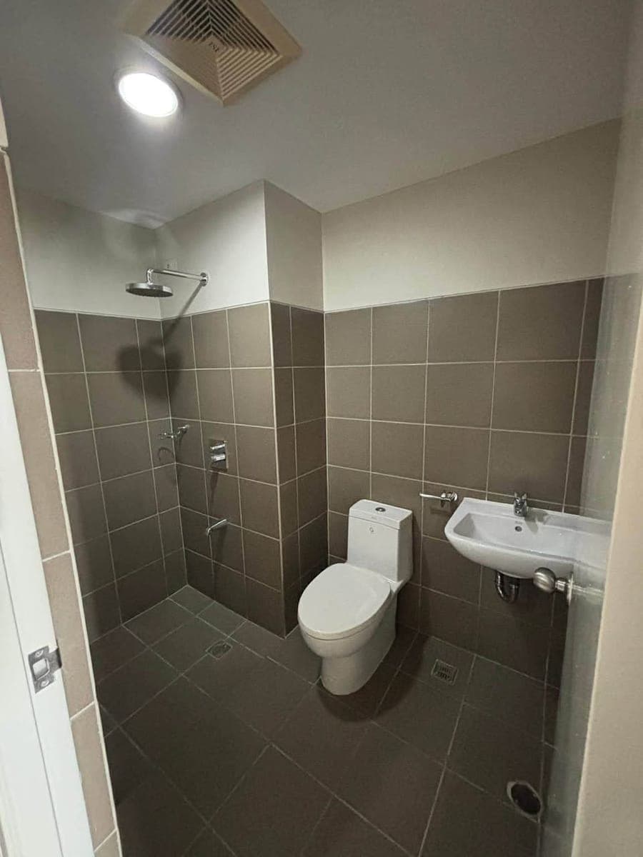 CONDO FOR RENT - BARE TYPE✅ - photo 5
