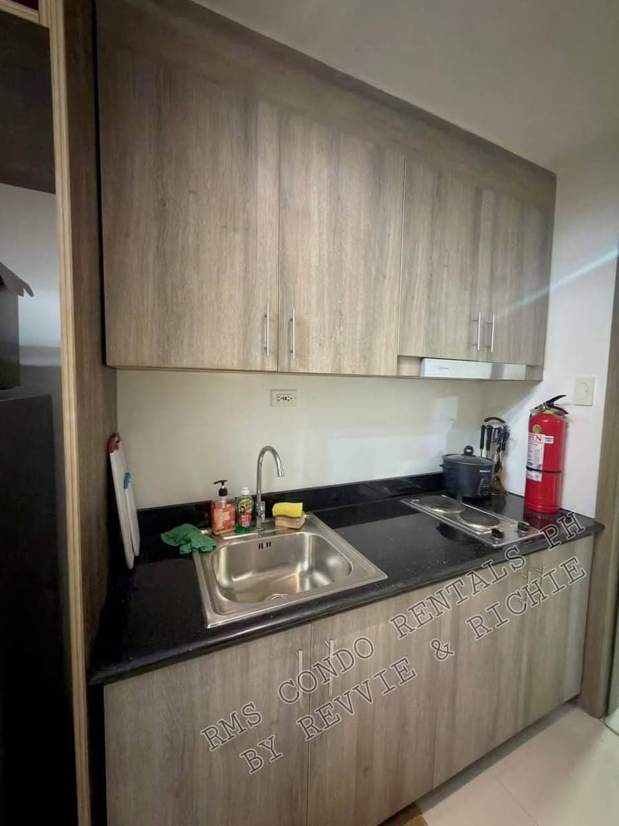 Open for viewing  & CAN MOVE IN any time - photo 3