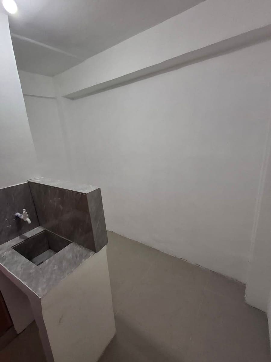 For working near Makati Avenue, Rockwell or Circuit. - photo 2