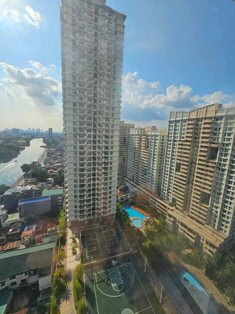 3 Bedroom Corner Unit for Rent at Tivoli Garden Residences!!! - photo 1