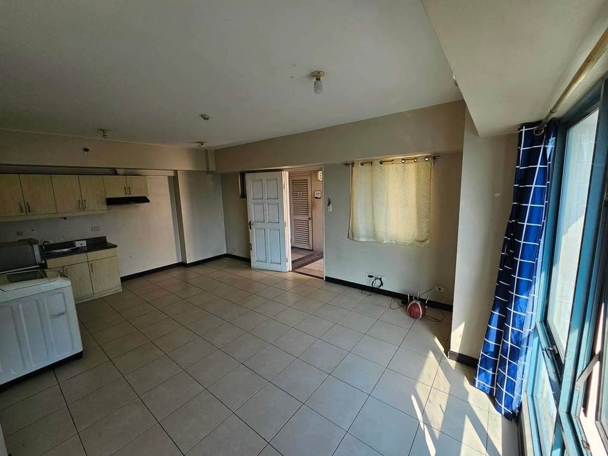 3 Bedroom Corner Unit for Rent at Tivoli Garden Residences!!! - photo 4
