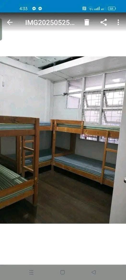 Bedspace available no solo room...female,or male,gay ,student.. - photo 1