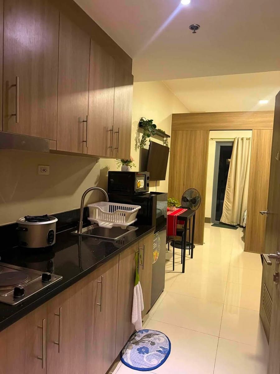 FOR RENT 22k ONLY ( Inclusive  Association dues And 300 MBPS Wifi ) - photo 2