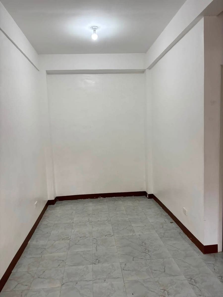 STUDIO TYPE UNIT FOR RENT - photo 2
