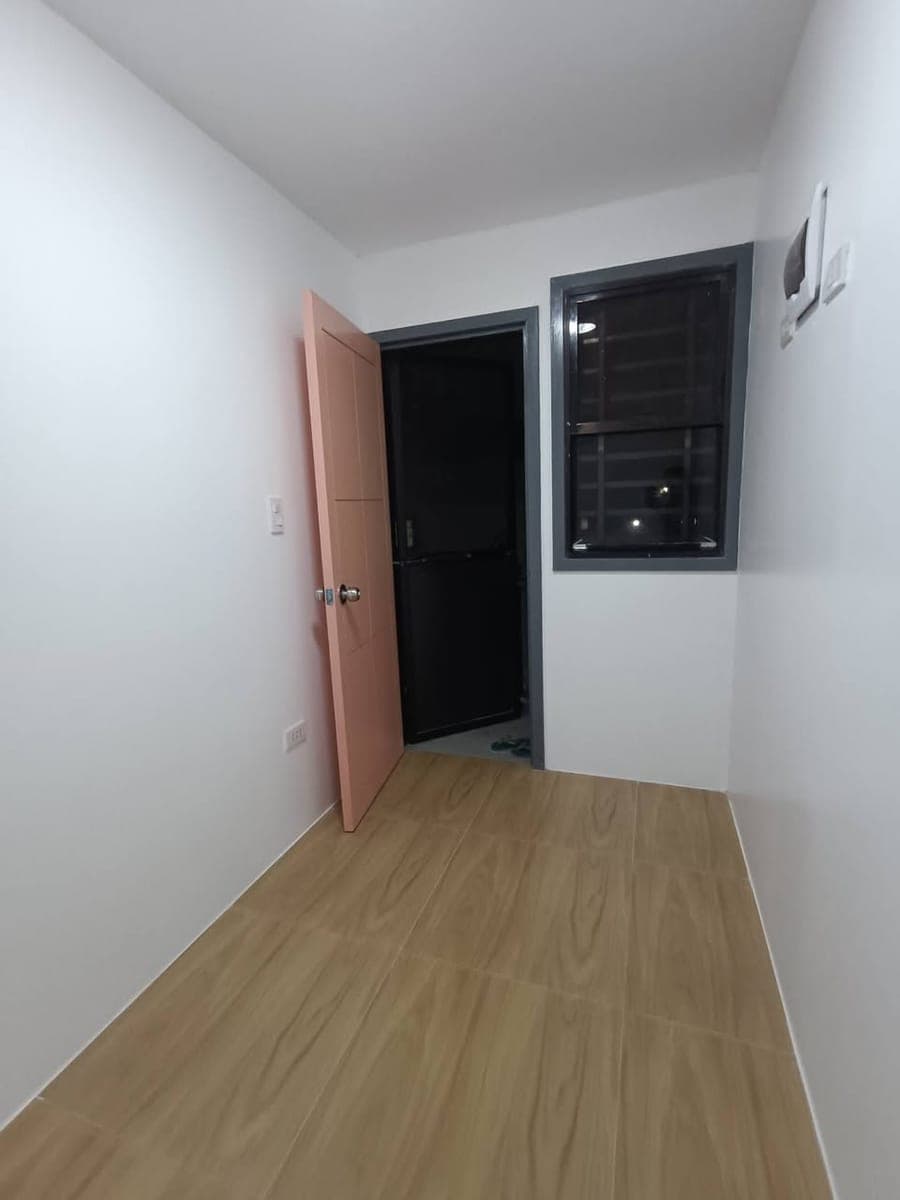 🏡 **FOR RENT – 2-Bedroom small apartment unit (residential) in Mandaluyong** - photo 1