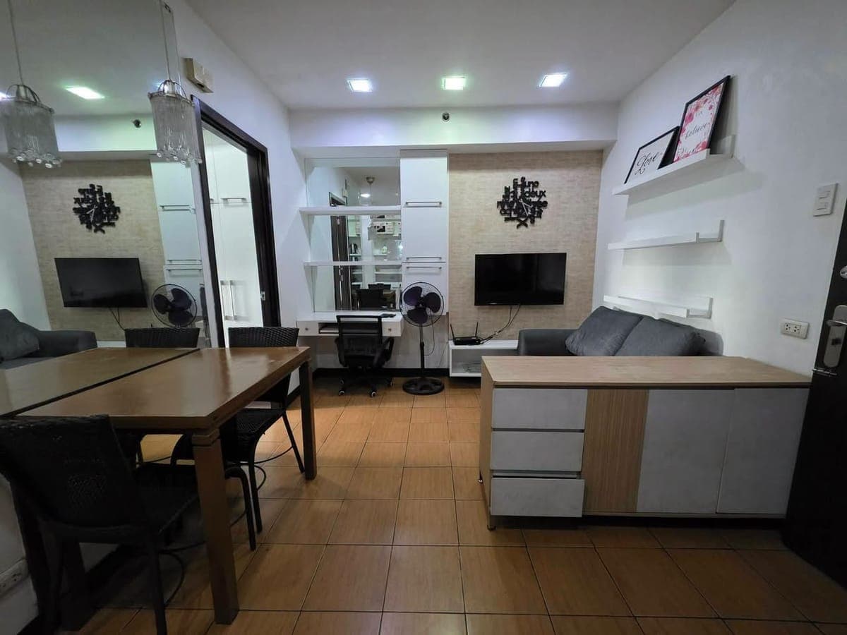 FOR RENT Condo: Pioneer Woodlands - photo 3